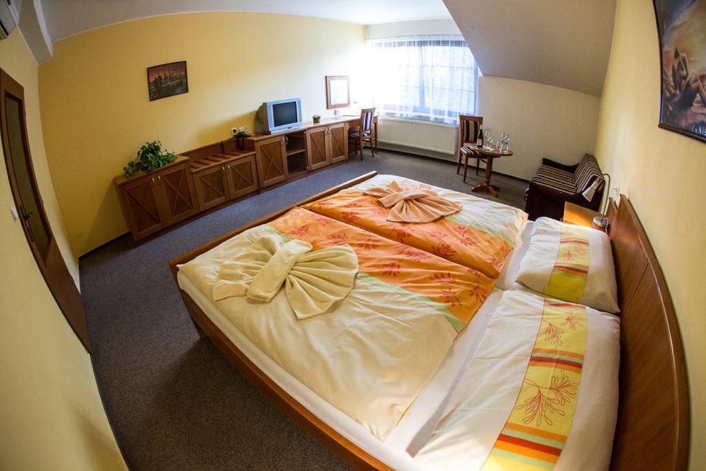 Hotel Na Jizni Prerov Room photo